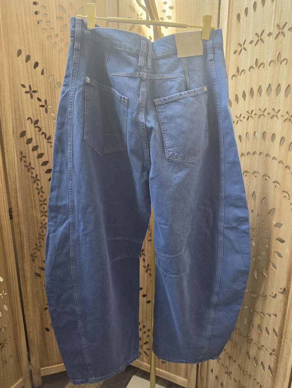 NWOT We The Free Good Luck Mid Rise Barrel Jeans in Blue Jay - Picture 7 of 13